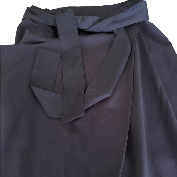 Chic Casual Navy Blue Asymmetrical Pants Wrap Shirt NWT - Picture 3 of 6